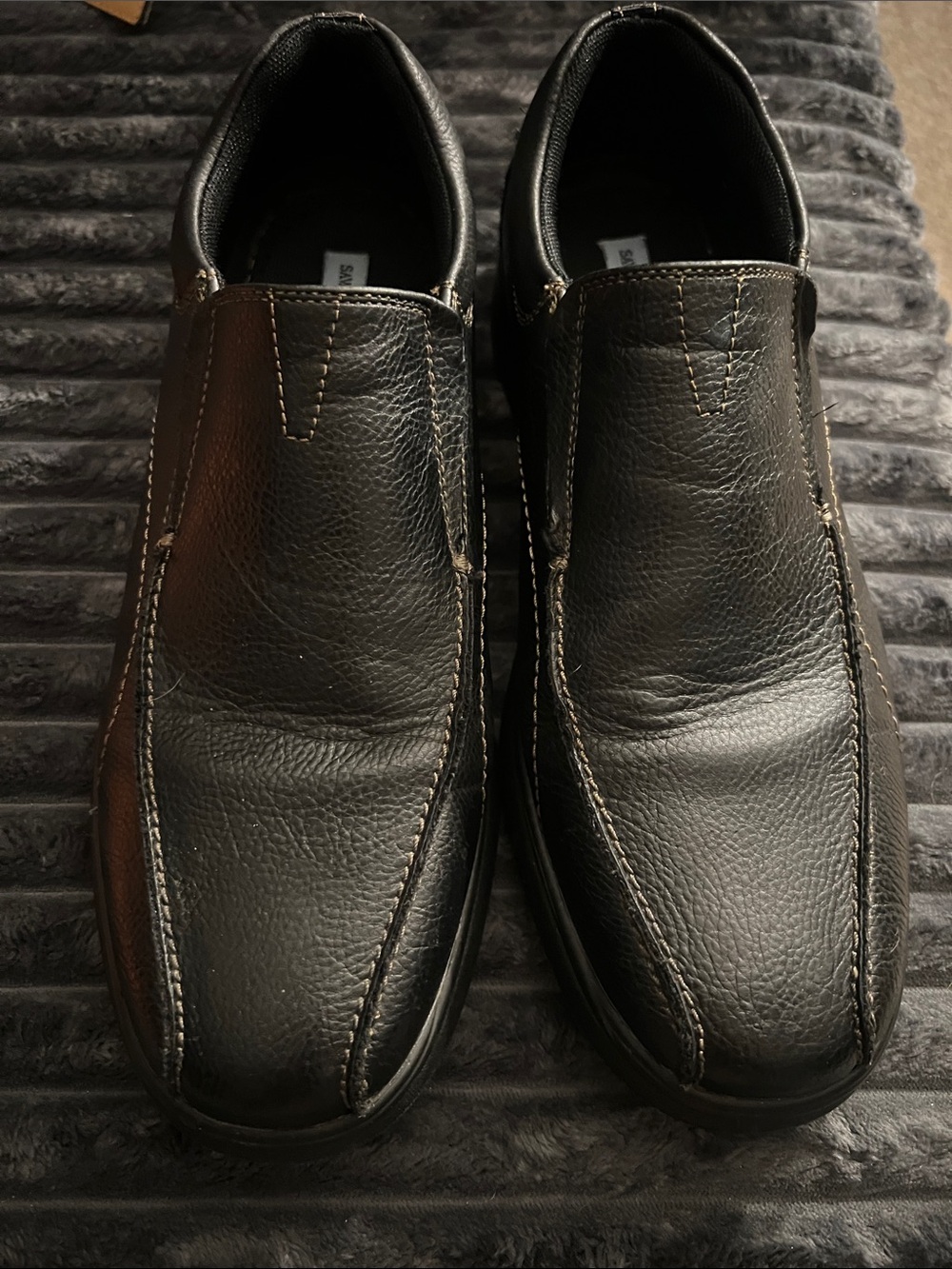 Men's Slip-On Black Leather Dress Loafers